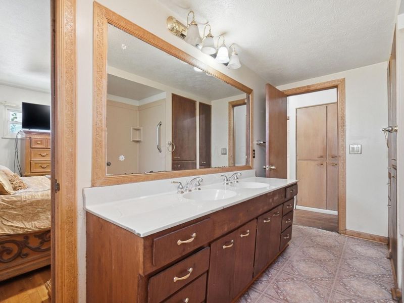 5417 Walshire Drive, Columbus, OH 43232 Photo 13