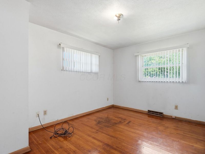 5417 Walshire Drive, Columbus, OH 43232 Photo 23