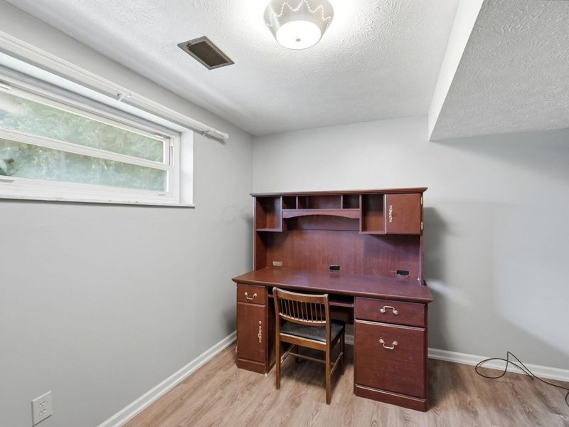 5417 Walshire Drive, Columbus, OH 43232 Photo 31