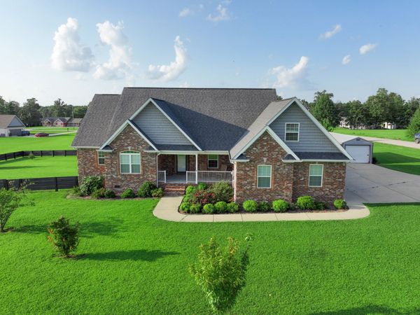 225 Gobbell Ave , Mount Pleasant, TN 38474
