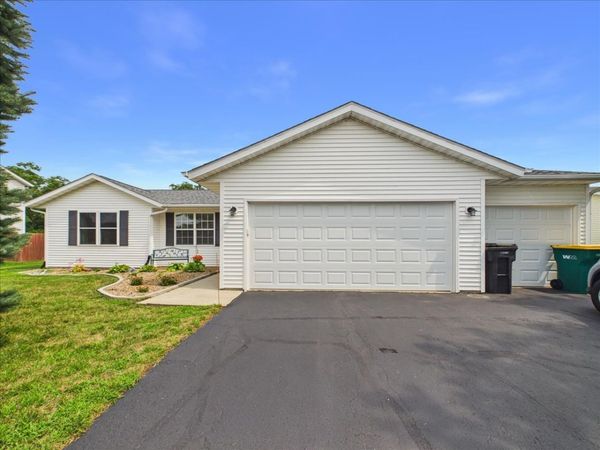 11255 VALERIAN Way , Roscoe, IL 61073