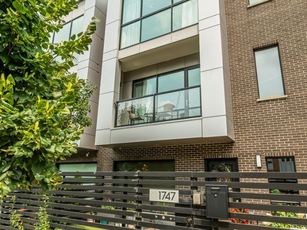 1747 N Winnebago Avenue , Chicago, IL 60647