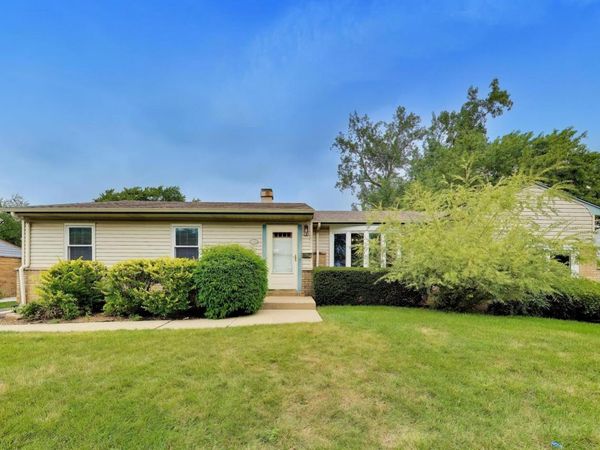 1434 E Norman Drive , Palatine, IL 60074
