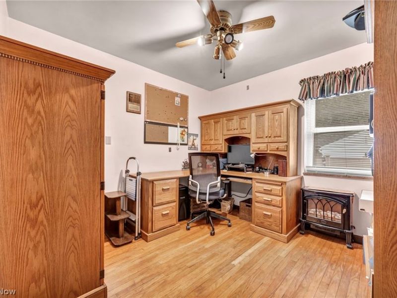 6284 Holburn Road, Parma, OH 44129 Photo 15
