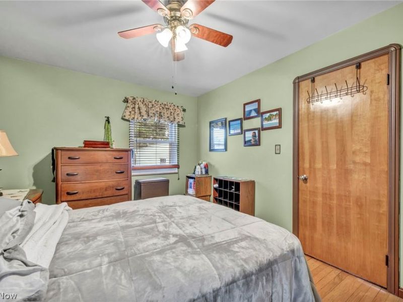 6284 Holburn Road, Parma, OH 44129 Photo 22