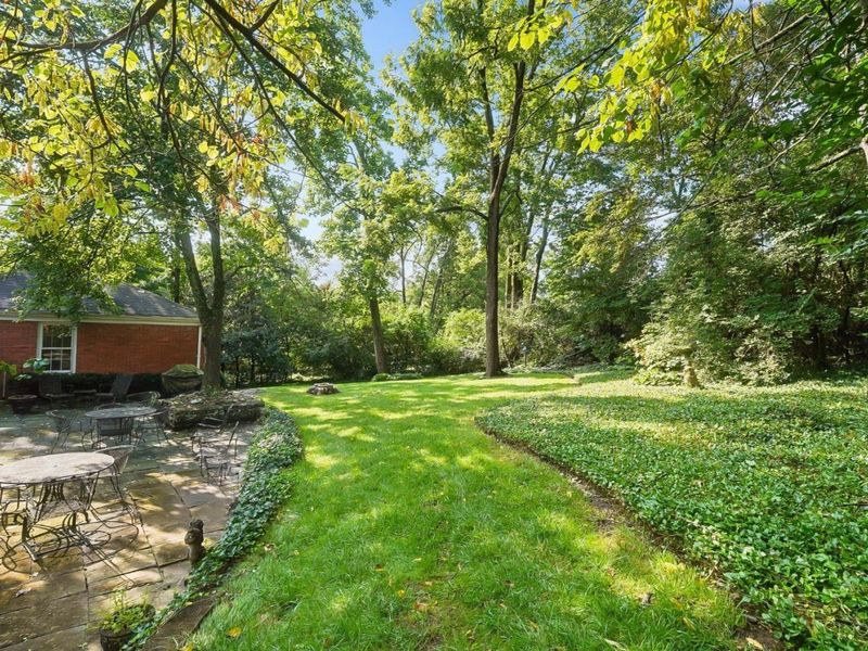 155 Magnolia Avenue, Glendale, OH 45246 Photo 47