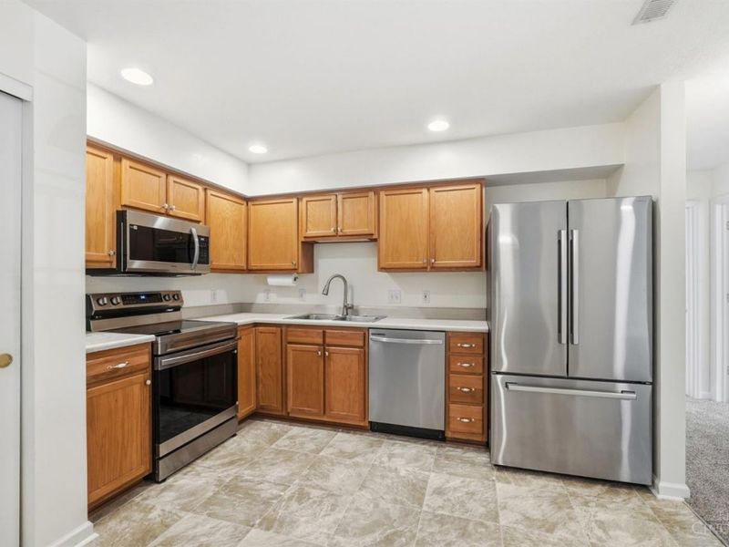 3980 Olde Savannah Drive, Unit 9, Colerain Township, OH 45247 Photo 8