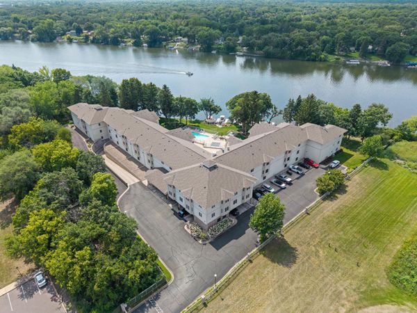 11030 Mississippi Boulevard NW, Unit 325, Coon Rapids, MN 55433