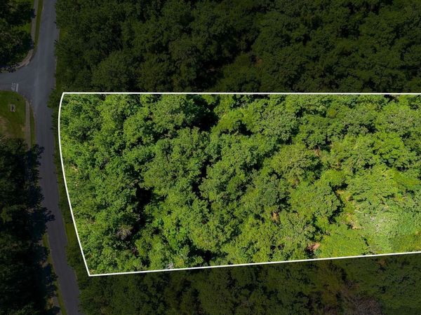 95 Peachtree Drive , Quincy, FL