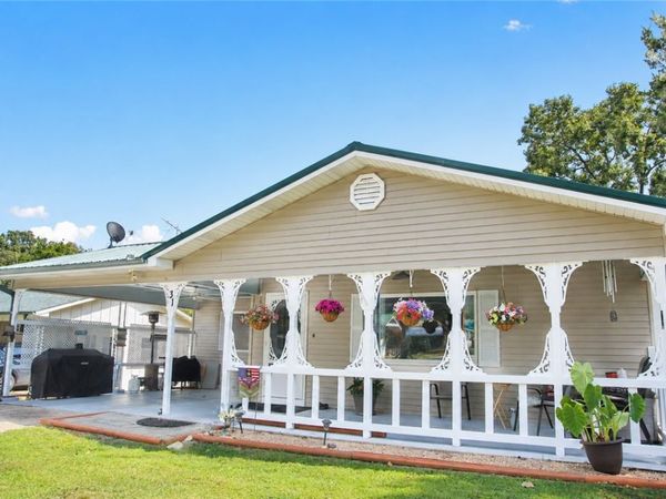 31 Circle Drive , Lead Hill, AR 72644