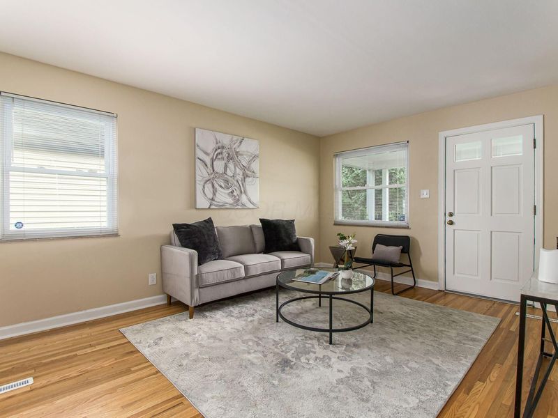 663 Belvidere Avenue , Columbus, OH 43223 Photo 3