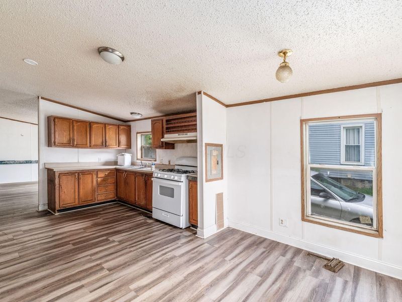 2801 Perdue Avenue , Columbus, OH 43211 Photo 15