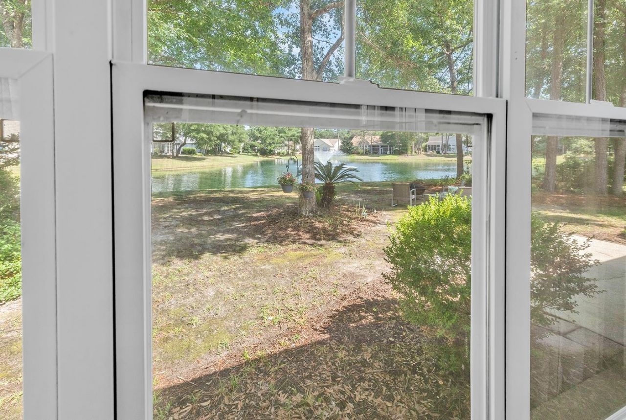 99 Wickham Ct. Photo 19