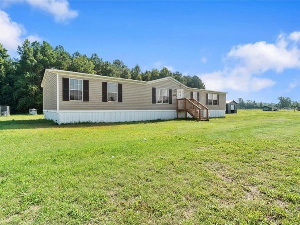 10026 Hardwick Rd. , Nichols, SC 29581