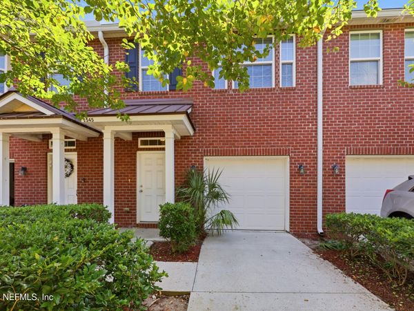 1545 LANDAU Road, Jacksonville, FL 32225