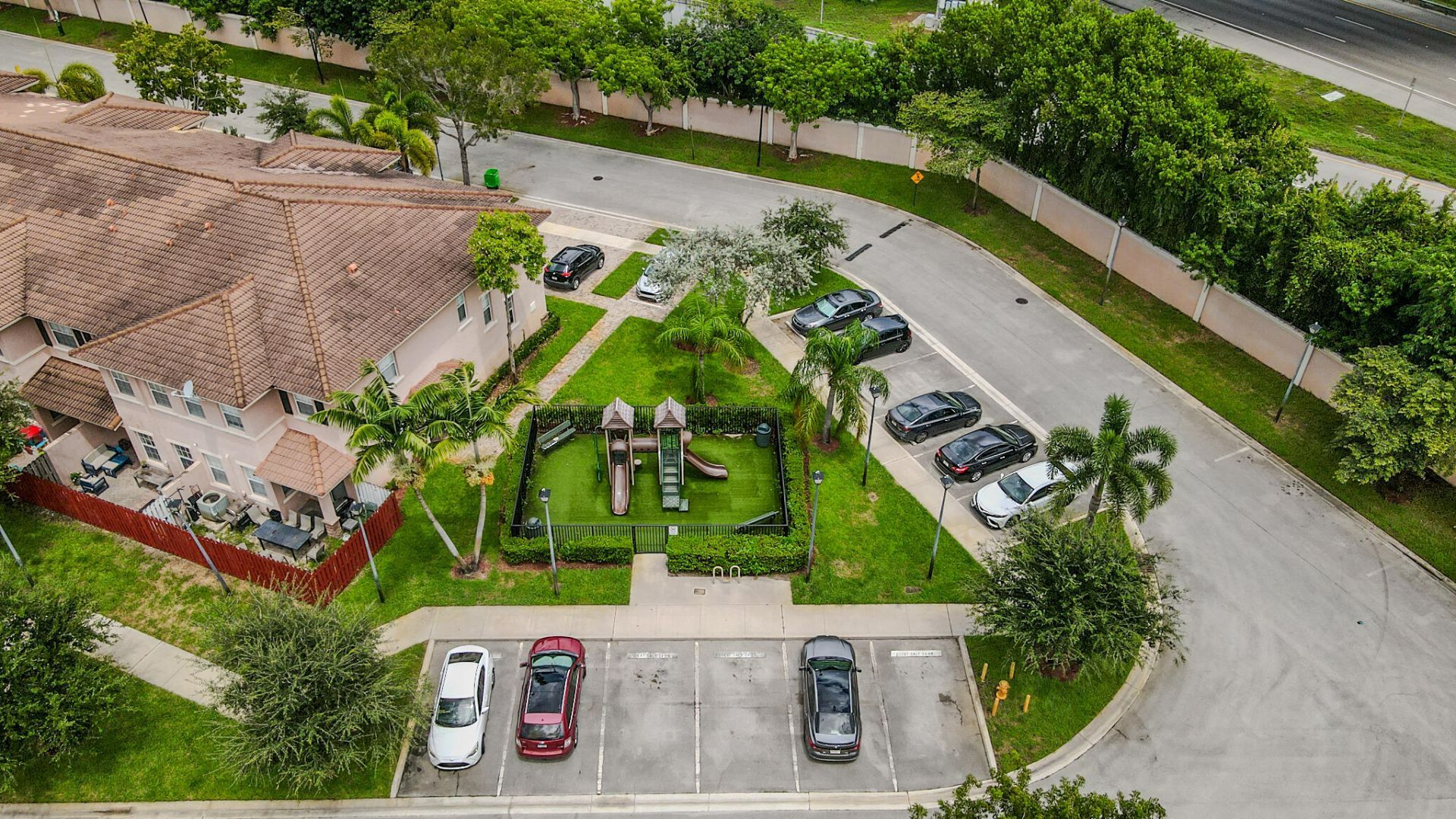 213 Las Brisas Circle, Sunrise, FL 33326 Photo