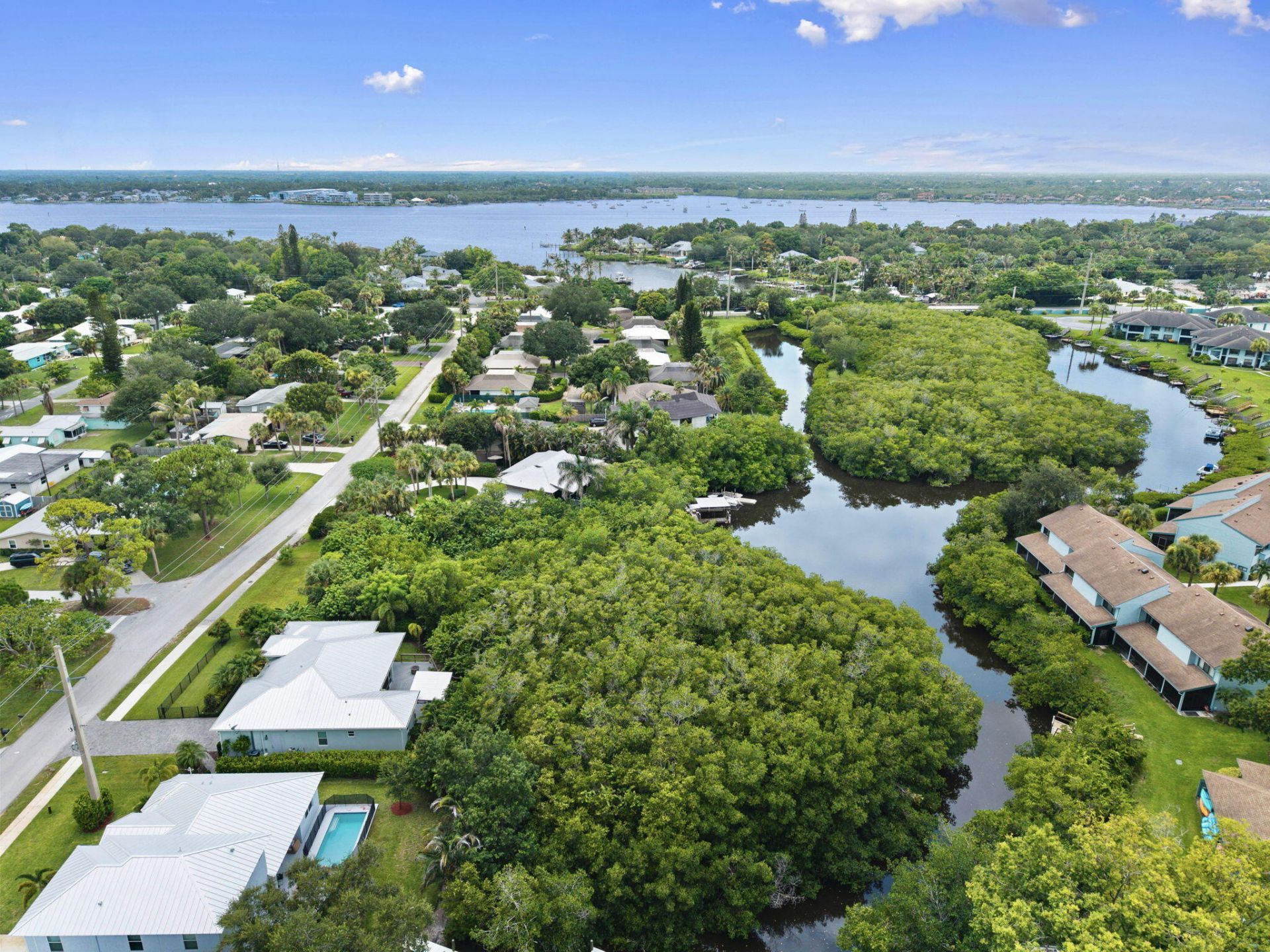 232 SW Indian Groves Drive, Stuart, FL 34994 Photo
