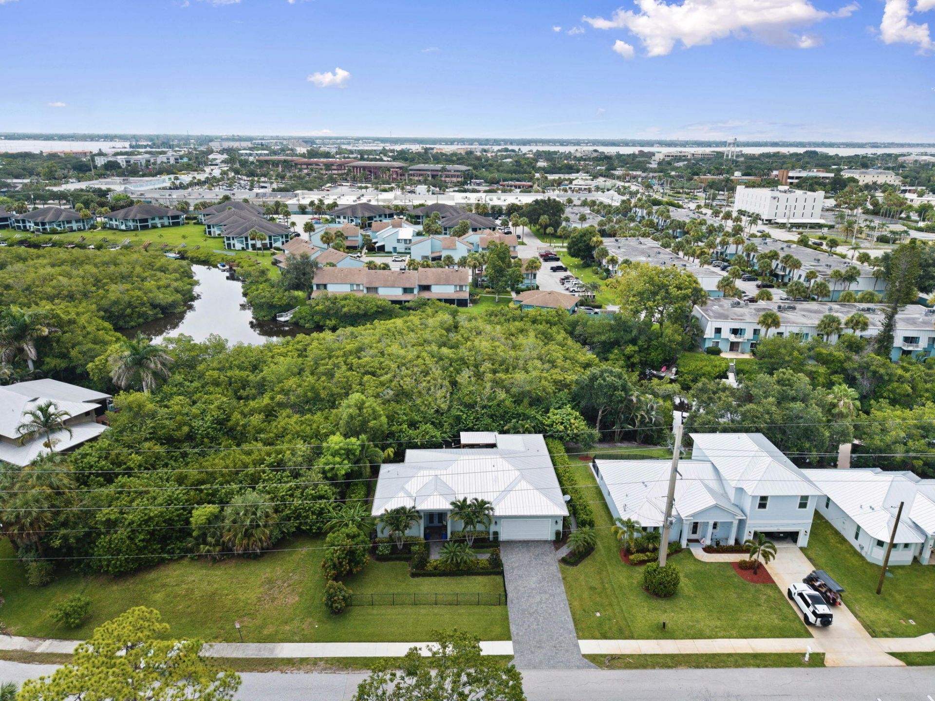 232 SW Indian Groves Drive, Stuart, FL 34994 Photo