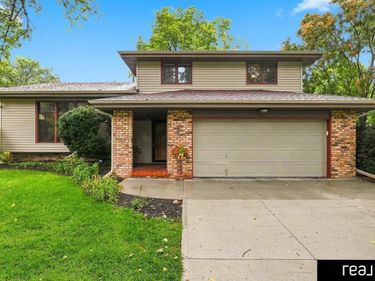 716 S 217th Street, Elkhorn, NE 68022