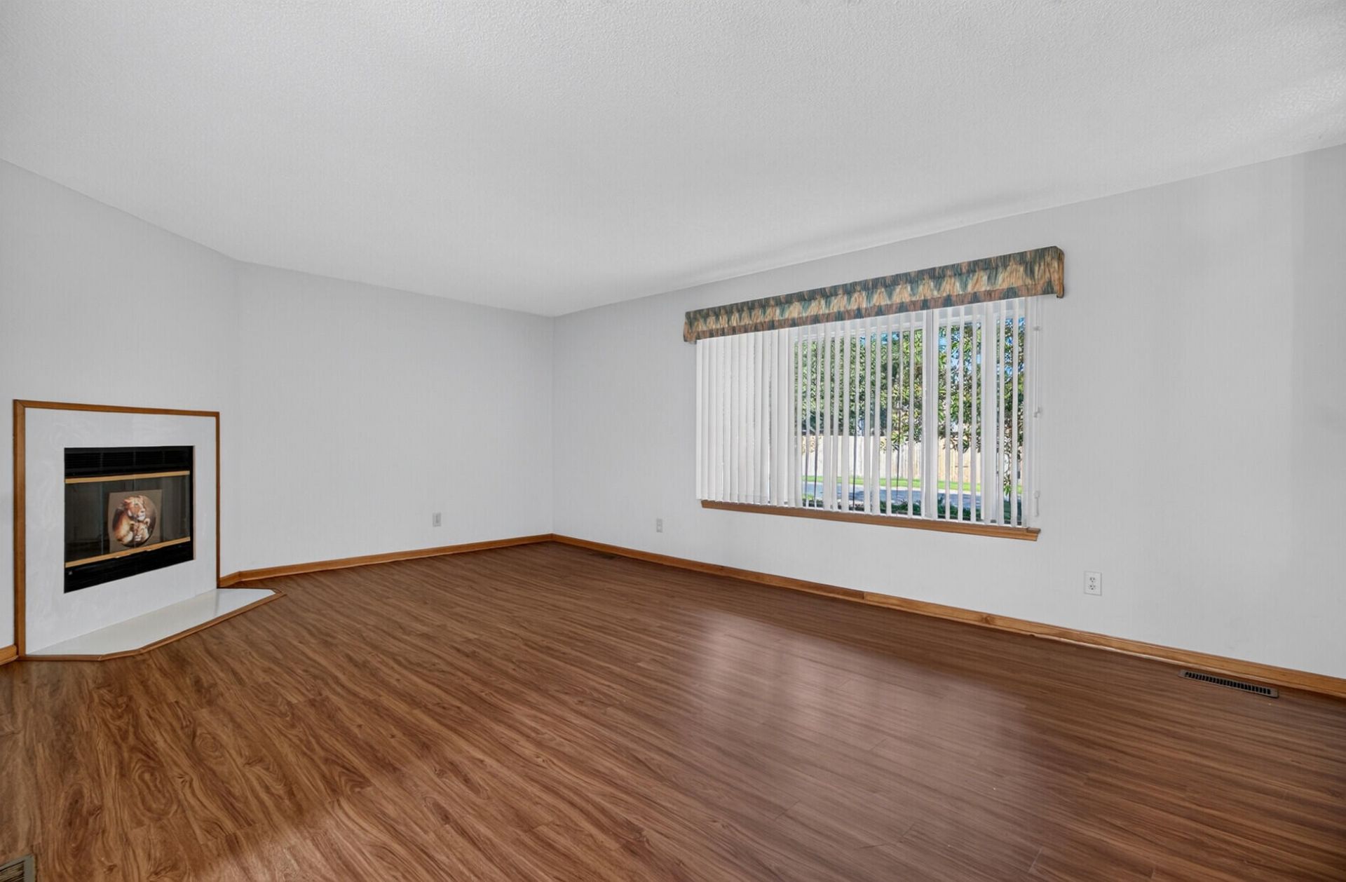 1429 Foxtail Pine Road Photo 5