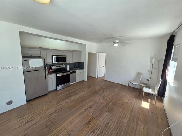 820 Euclid Ave, Unit 204, Miami Beach, FL 33139