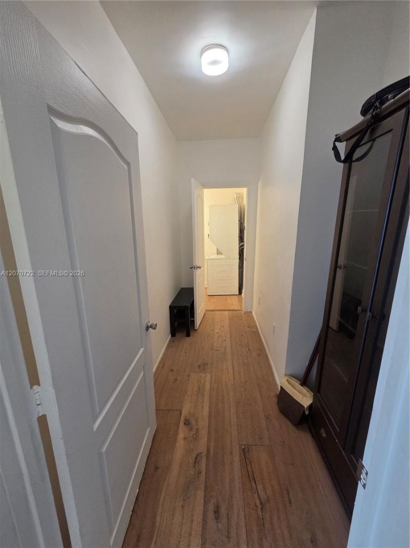 820 Euclid Ave, Unit 204, Miami Beach, FL 33139 Photo