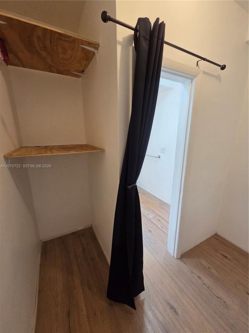 820 Euclid Ave, Unit 204, Miami Beach, FL 33139 Photo