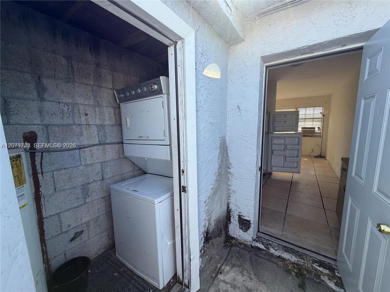 1041 NW 7th Ct, Hallandale Beach, FL 33009 Photo