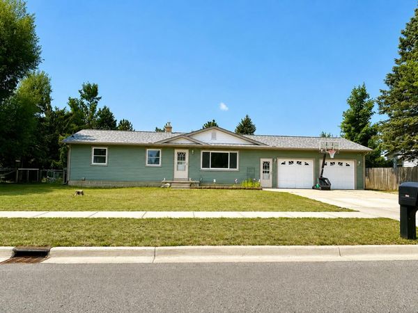 809 Clover Drive, Gaylord, MI 49735