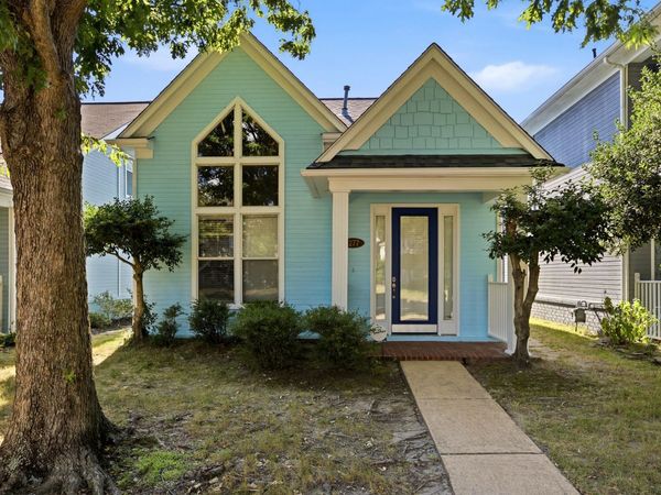 1277 E ISLAND PL E, Memphis, TN 38103