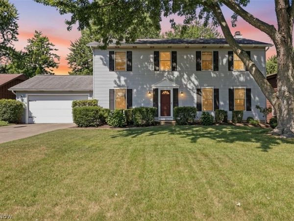 19836 Bennington Drive , Strongsville, OH 44136