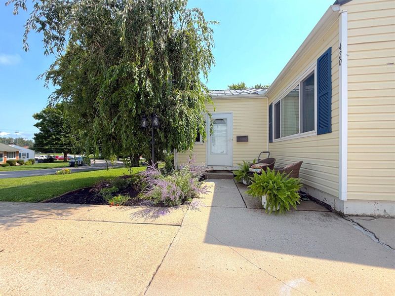 420 Superior Street, Bellefontaine, OH 43311 Photo 2