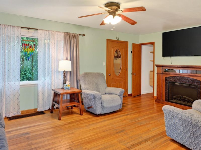 420 Superior Street, Bellefontaine, OH 43311 Photo 5
