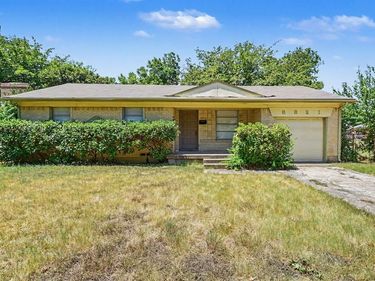 8821 Rustown Drive, Dallas, TX 75228
