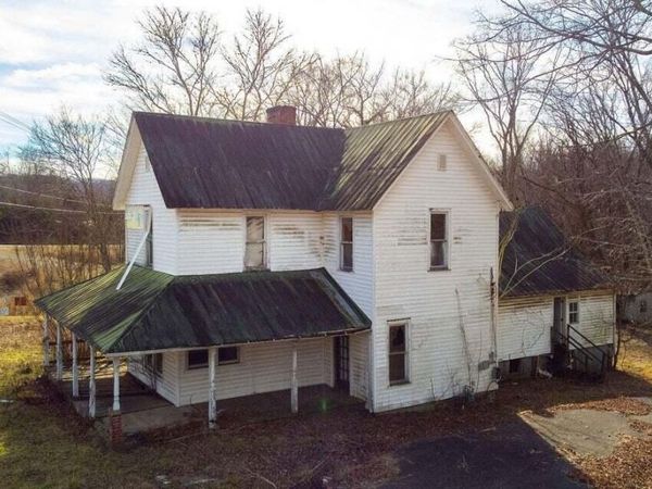 1026 Ruritan Rd, Harriman, TN 37748