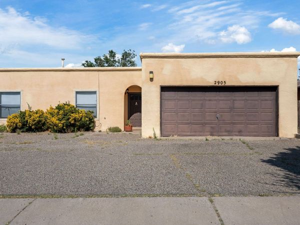 2905 Palo Verde Drive NE, Albuquerque, NM 87112