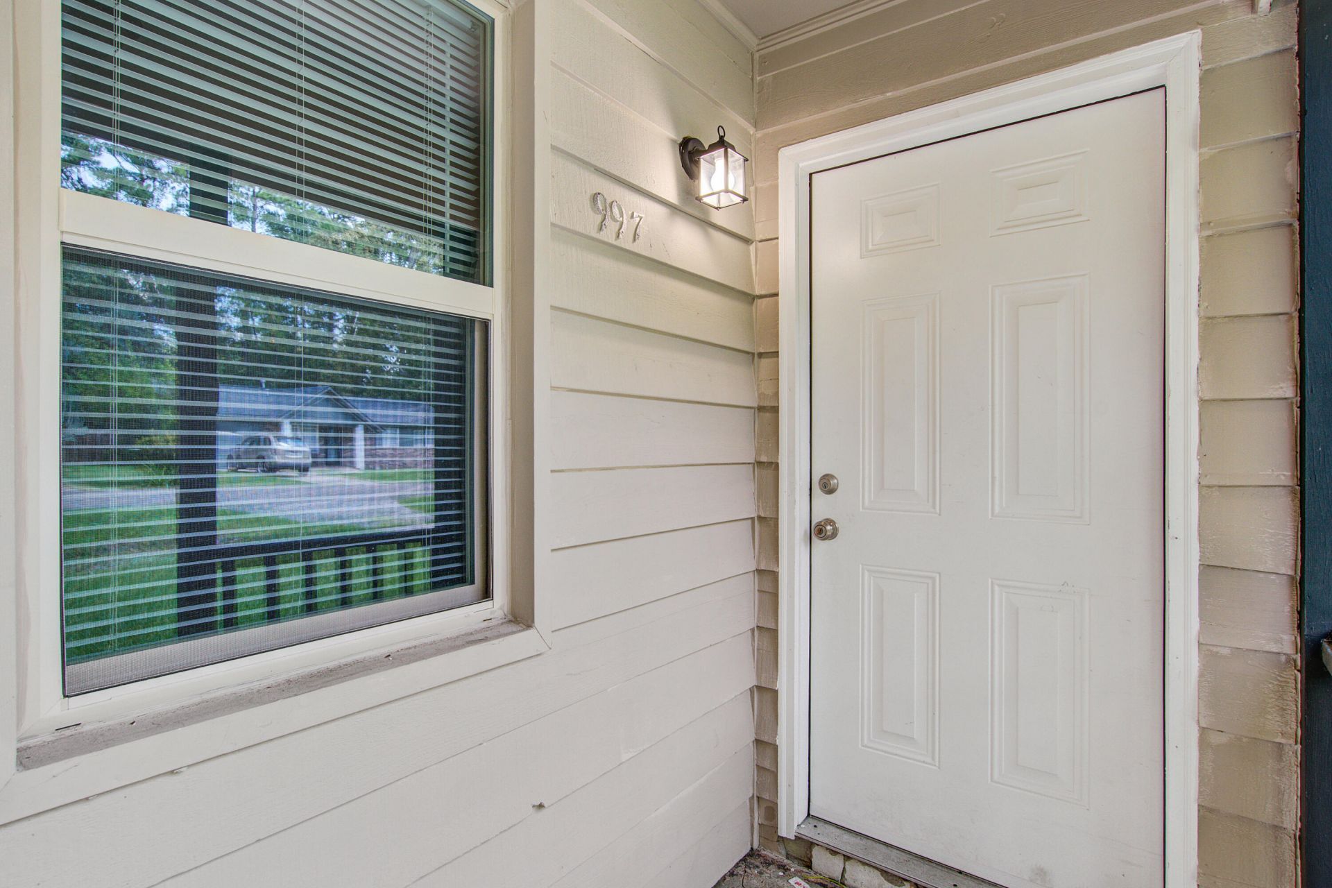 997 Margaret Drive Photo 11