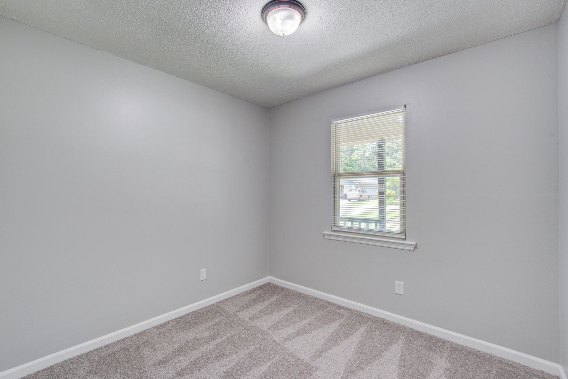 997 Margaret Drive Photo 21