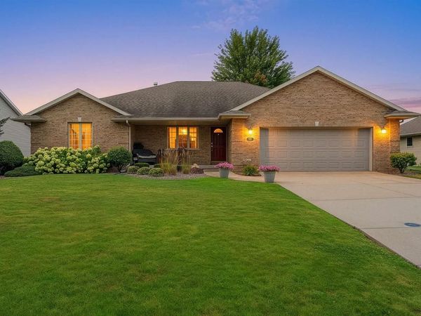 3162 ESSEN ROAD, Green Bay, WI 54311