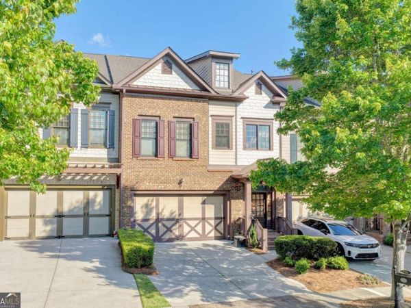 6961 Fellowship Lane, Flowery Branch, GA 30542