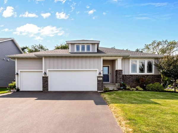 651 Elizabeth Way, Hudson, WI 54016