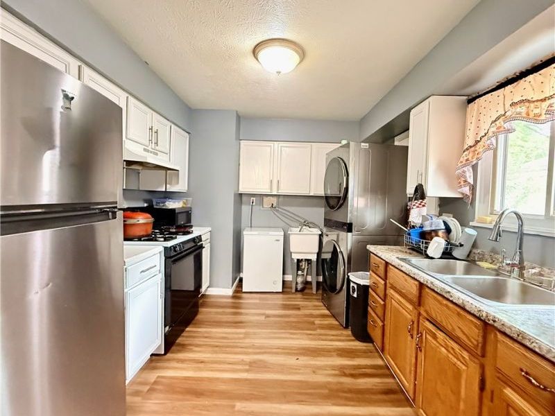 11808 Leeila Avenue, Cleveland, OH 44135 Photo 6