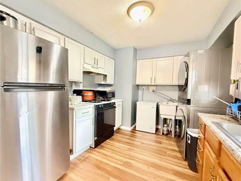 11808 Leeila Avenue, Cleveland, OH 44135 Photo 7