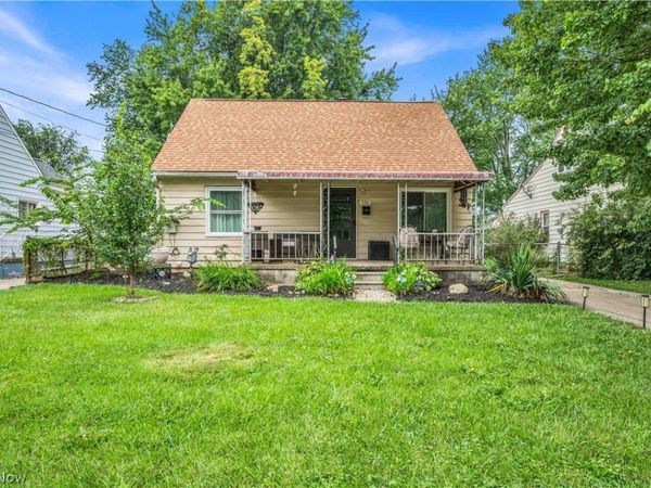 926 Warwick Drive, Sheffield Lake, OH 44054