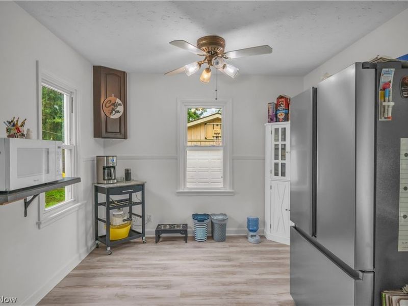 926 Warwick Drive, Sheffield Lake, OH 44054 Photo 11