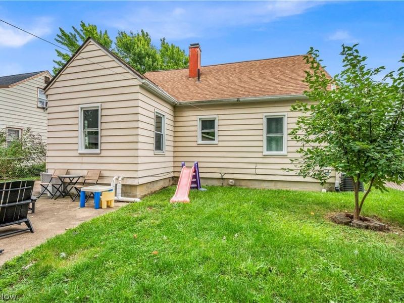 926 Warwick Drive, Sheffield Lake, OH 44054 Photo 19
