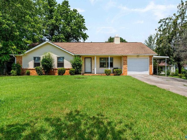 1501 Westview Drive, Huntsville, AL 35806