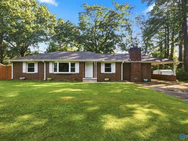 1704 Dianne Street SW, Decatur, AL 35601