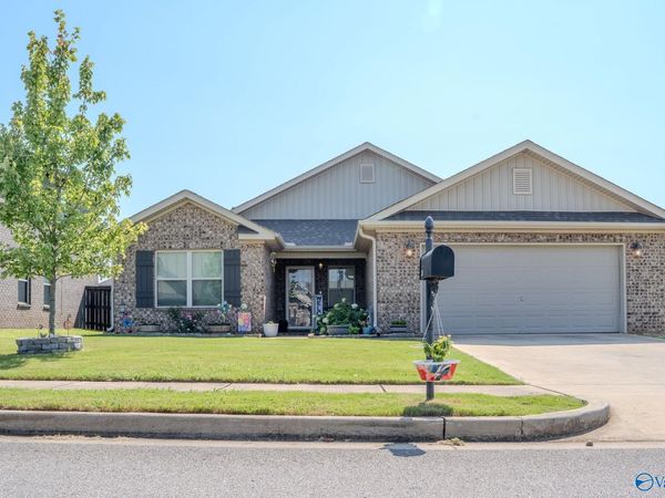 261 Fenrose Drive, Harvest, AL 35749