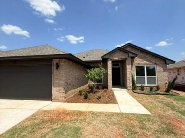 1820 Pin Cherry Lane, Moore, OK 73160
